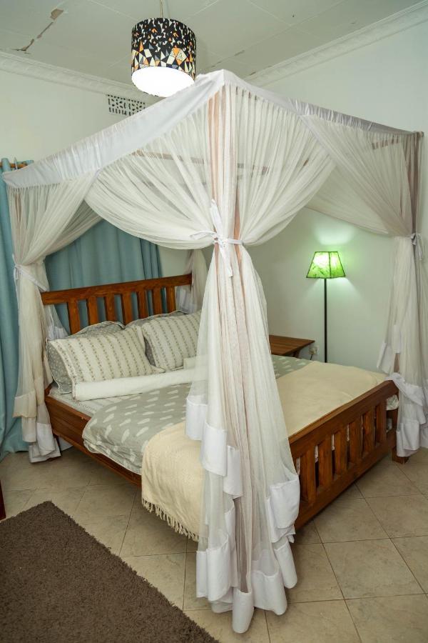 Blue Elephant Villas Arusha Buitenkant foto