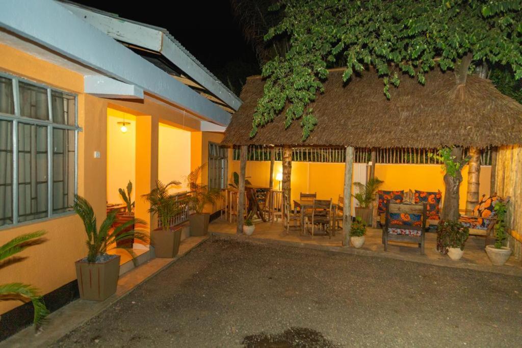Blue Elephant Villas Arusha Buitenkant foto